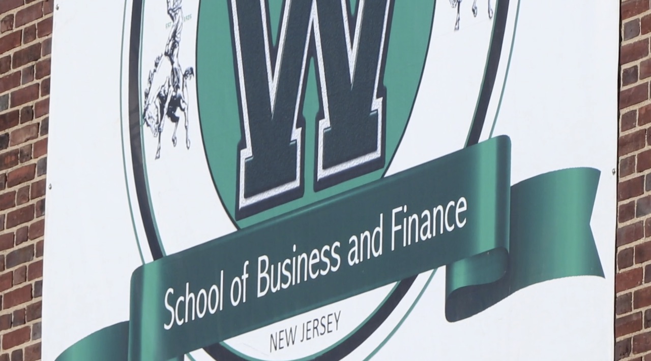  High Schools - Newark Enrolls